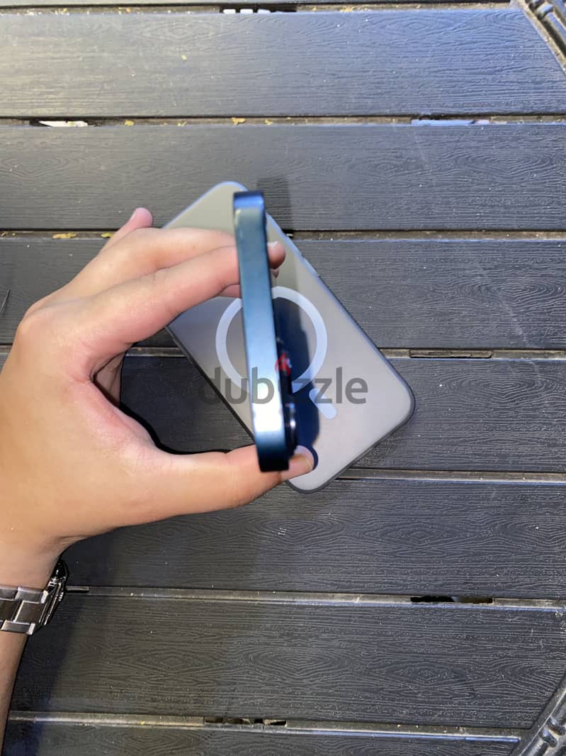 Apple - iPhone 13 4