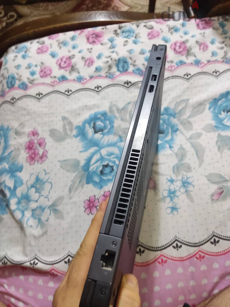 للبيع لاب توب dell precicion 3530 2