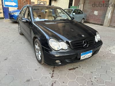 مرسيدس بنز سي 180 2007