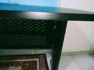 مكتب كمبيوتر مقاس 120