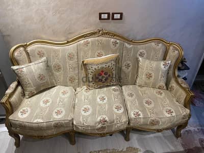 طقم صالون استقبال مذهب  (مطفي دهبي دقة قديمة)