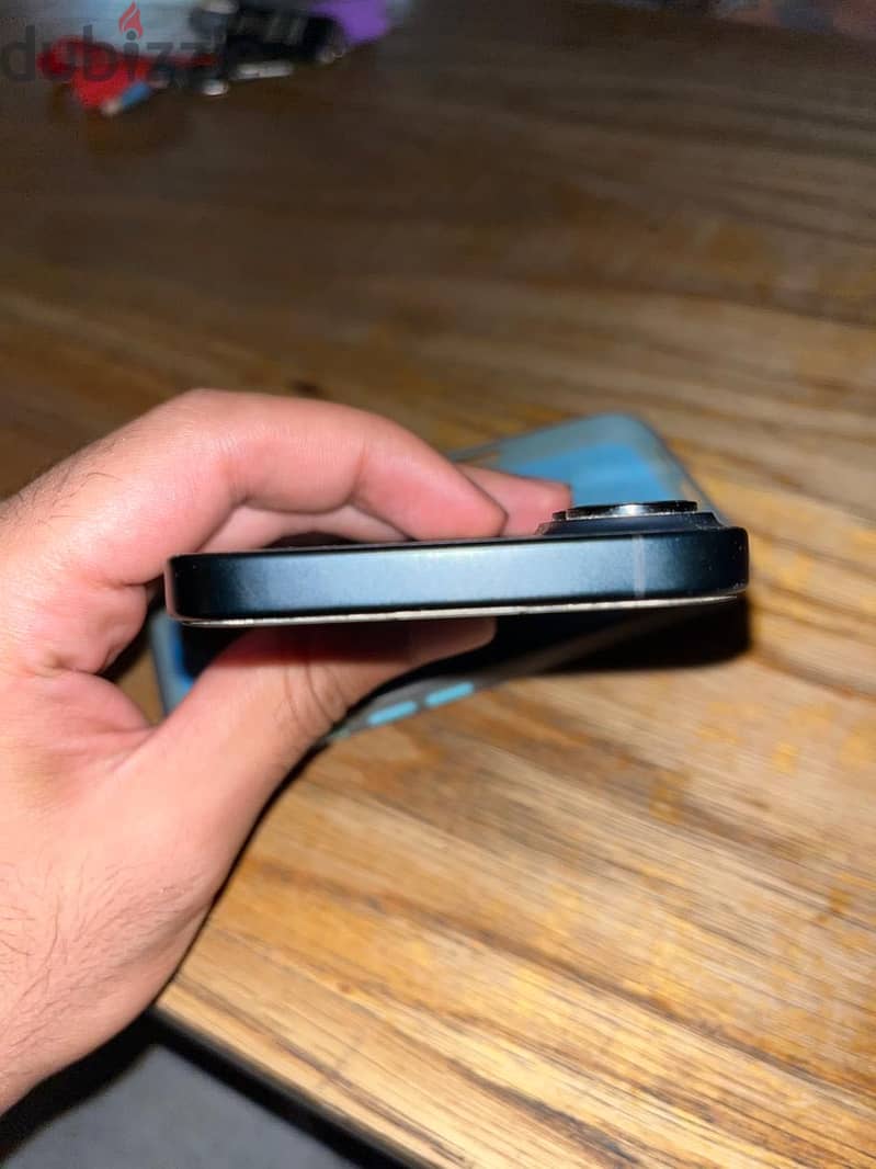 Apple - iPhone 16 2