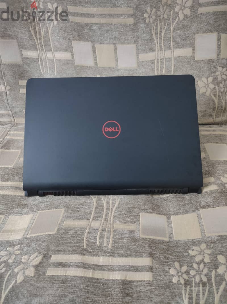 Dell Inspiron 5577 2