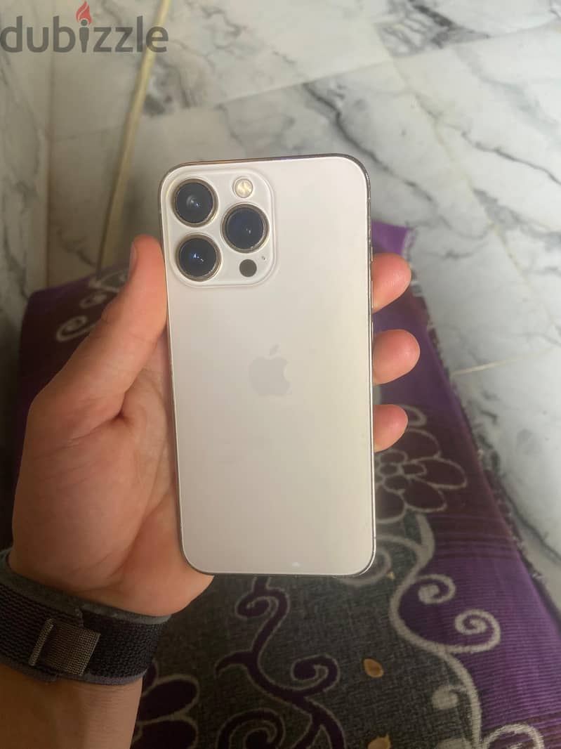 آبل - آيفون 13 برو 1