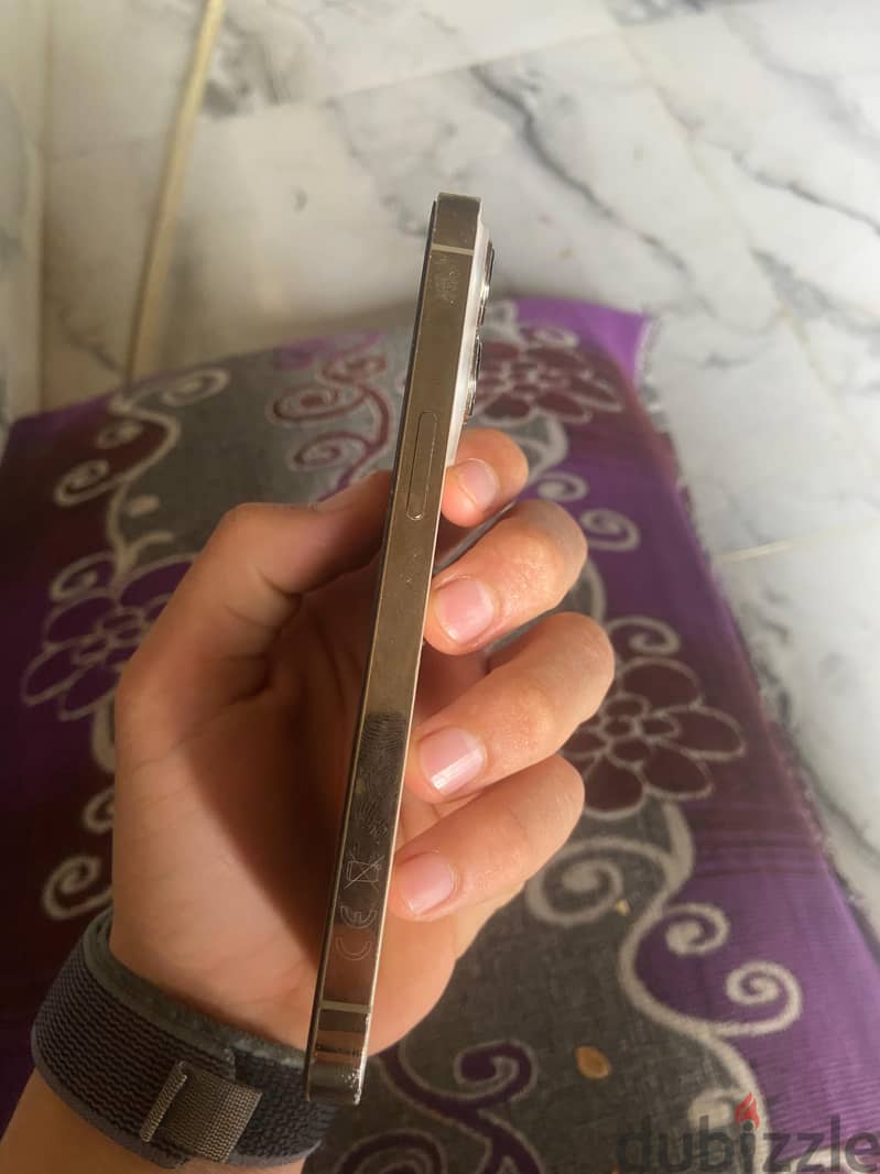 آبل - آيفون 13 برو 3