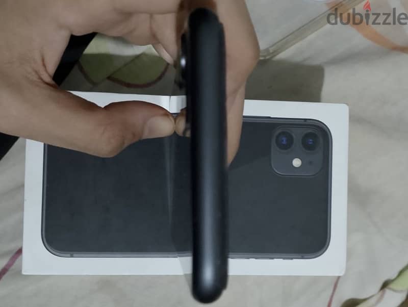 Apple - iPhone 11 3