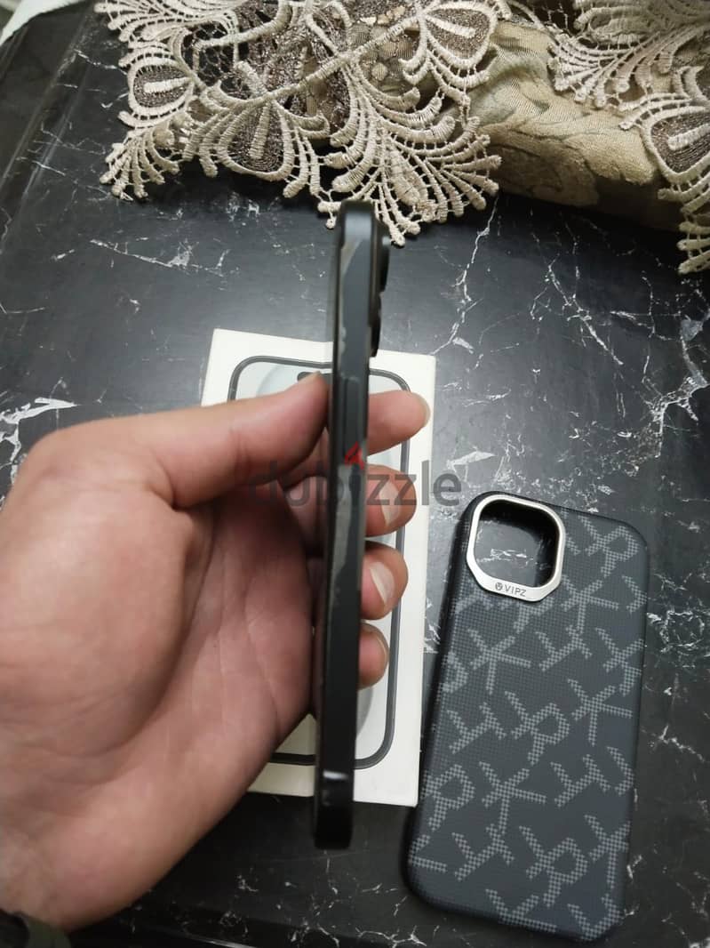 Apple - iPhone 15 2