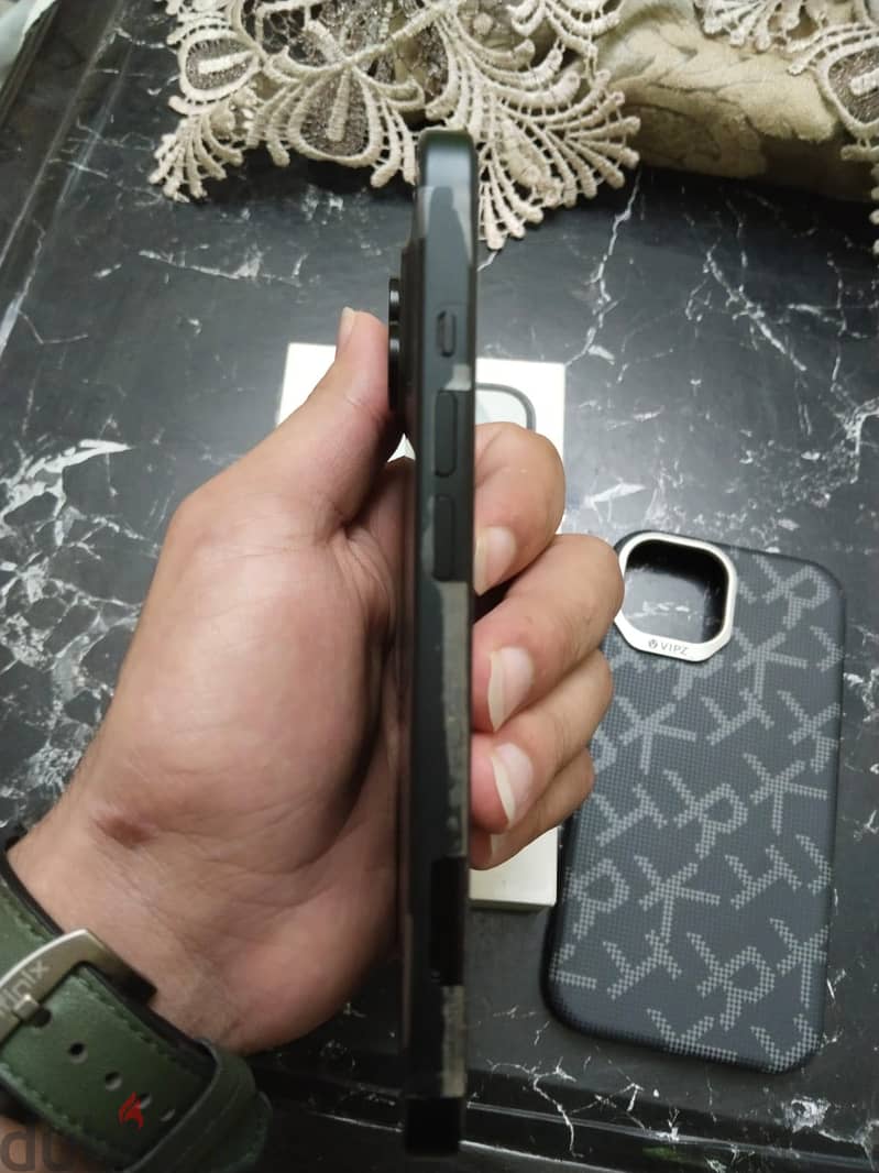 Apple - iPhone 15 3