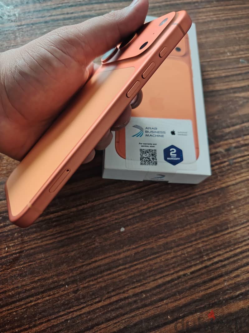 Apple - iPhone 17 Pro Max 2