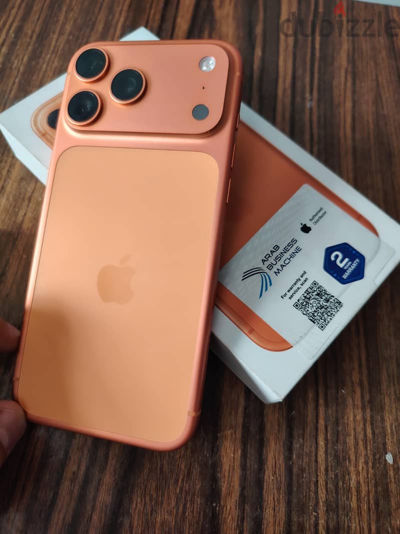 Apple - iPhone 17 Pro Max 4