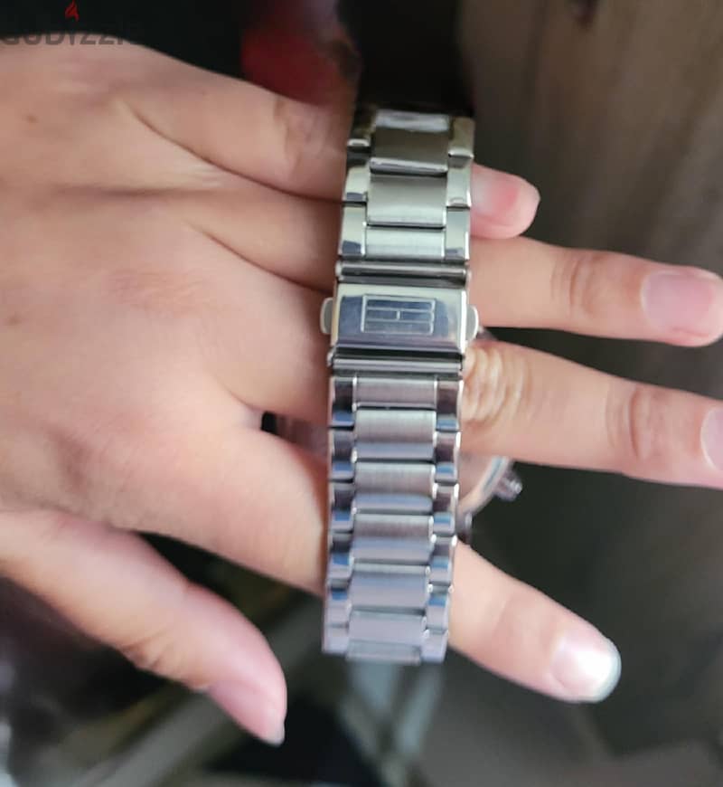 Tommy Hilfiger casual watch 1