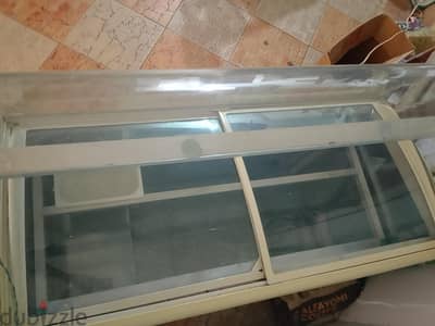 تلاجات عرض وديب فيرزر تلاجة ايس كريم
