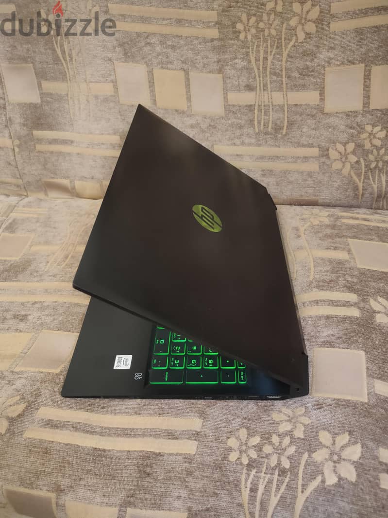 HP pavilion gaming 4