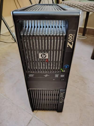 جهاز hp z600 tower مع شاشاه وكيبورد وماوس وسماعات