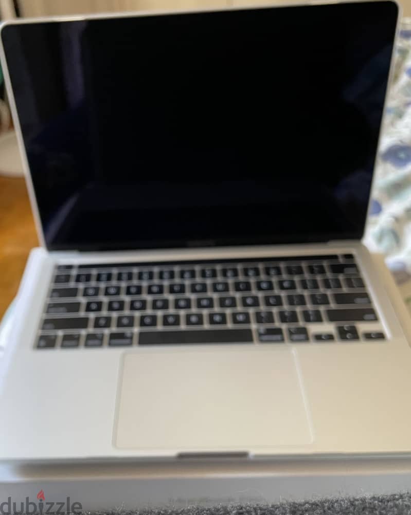 MacBook Pro M2 13 inch 3