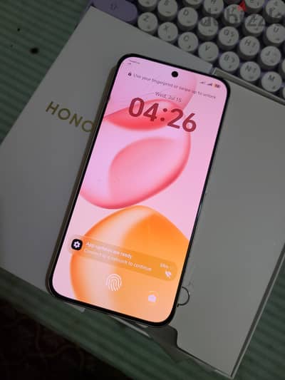 Honor 400 5G في كسور استعمال 7 شهور