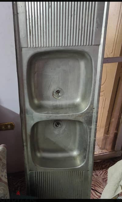 باب شقة للبيع