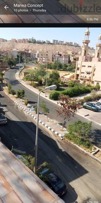رووف ٢٠٠ م بالحي الخامس فيو مفتوح علي حديقه كبيره