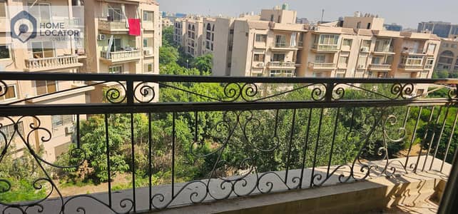 Immediate delivery apartment in Al-Masrawiya compound, Fifth Settlement on the southern ninety street, close to the American University and Future University, and minutes to Club Street