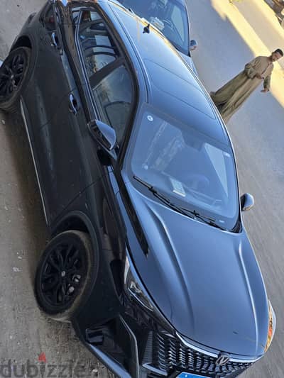 سياره شانجان x5بلص