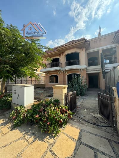 Villa for sale in Madinaty, Model i Classic, on the explicit Bahri Street