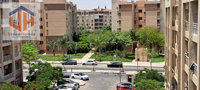  فرصة مميزة امتلك 96م للبيع  في B7 مدينتي. . . تشطيب خاص وفيو مفتوح 