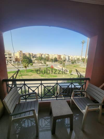 شقة للايجار مفروش كومباوند روضة زايد (الوسطاء يمتنعون)