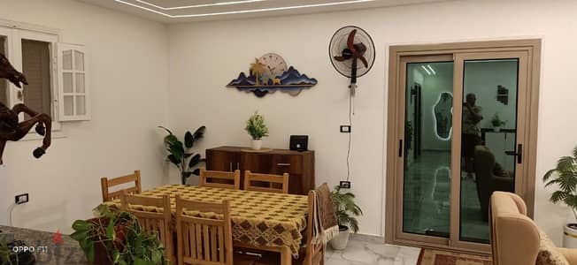 روف مميز للبيع شاطىء أكتوبر النخيل الكيلو 21