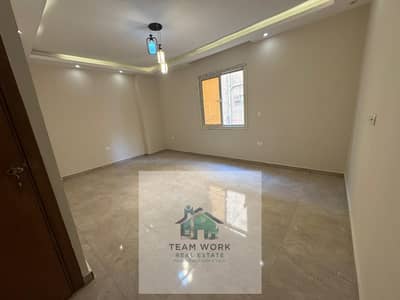 شقة 150م بحري بحصة في الجراج بأرقى مناطق "المستثمر الصغير"150m² apartment with sea view and a share in the garage in the most prestigious "small inve