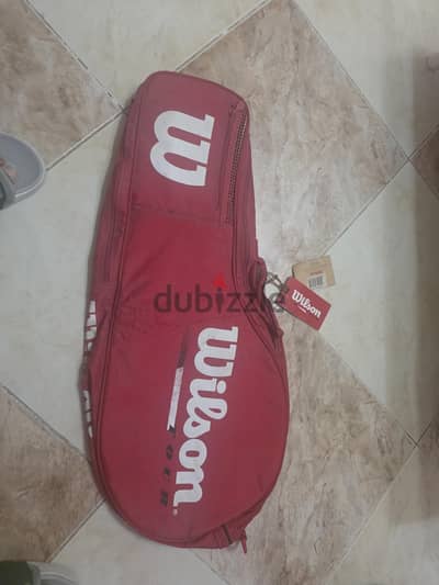 ​شنطة مضارب تنس ويلسون أصلية Wilson Tour (جديدة بالتيكت - وارد إيطاليا