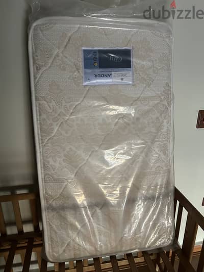 مرتبة انجلندر سرير بيبي ١٢٠*٧٠ جديدة للبيع
