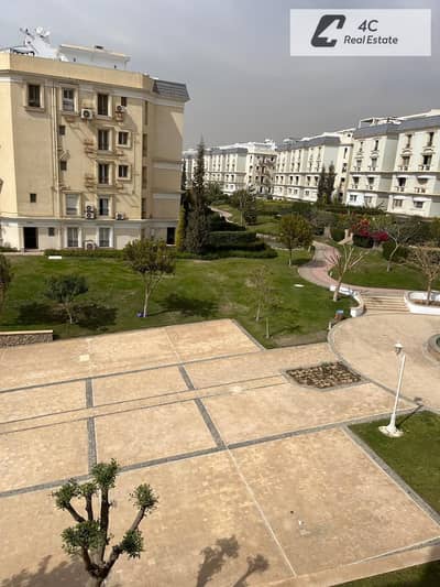 شقة متشطبة بالكامل استلام فوري بأقل من سعر السوق ريسيل 3غرف ماستر وغرفة مربية في MVHyde Park التجمع الخامس بالقرب من الجولدن سكوير وشارع التسعين للبيع