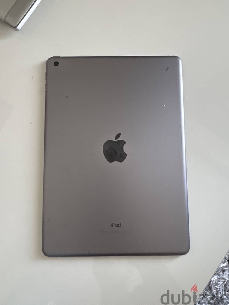 Ipad 6th generation used Negotiable 1