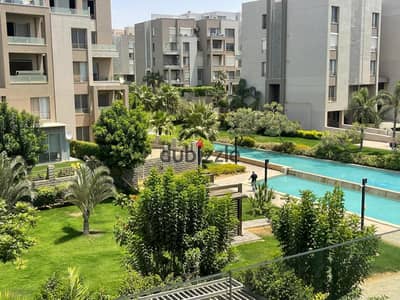 شقة ايجار في كمبوند فيلدج جاردنز قطامية VGK