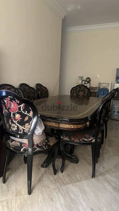 سفرة ٨ كراسى و نيش