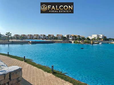 بخصم 28% امتلك فيلا تاونهاوس فاخره متشطبه بالكامل HighEnd صف اول علي اللاجون في قلب راس الحكمه من سوديك في سيزر راس الحكمه - Caeser Ras ELHekma