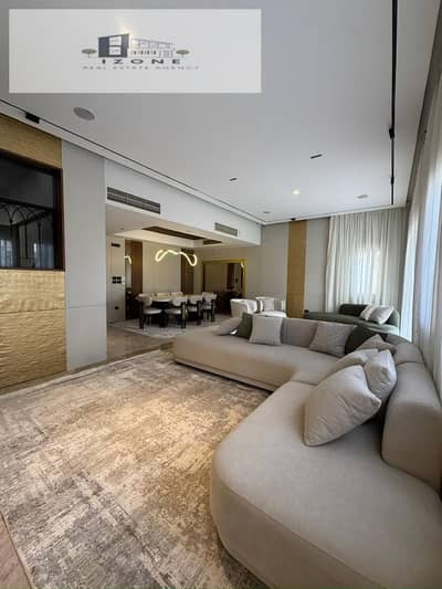 فيلا استاندالون مفروشة بالكامل للإيجار في أب تاون كايرو سيليستا Uptown Cairo Celesta New Cairo 306 متر مباني و437 متر أرض جولف فيو