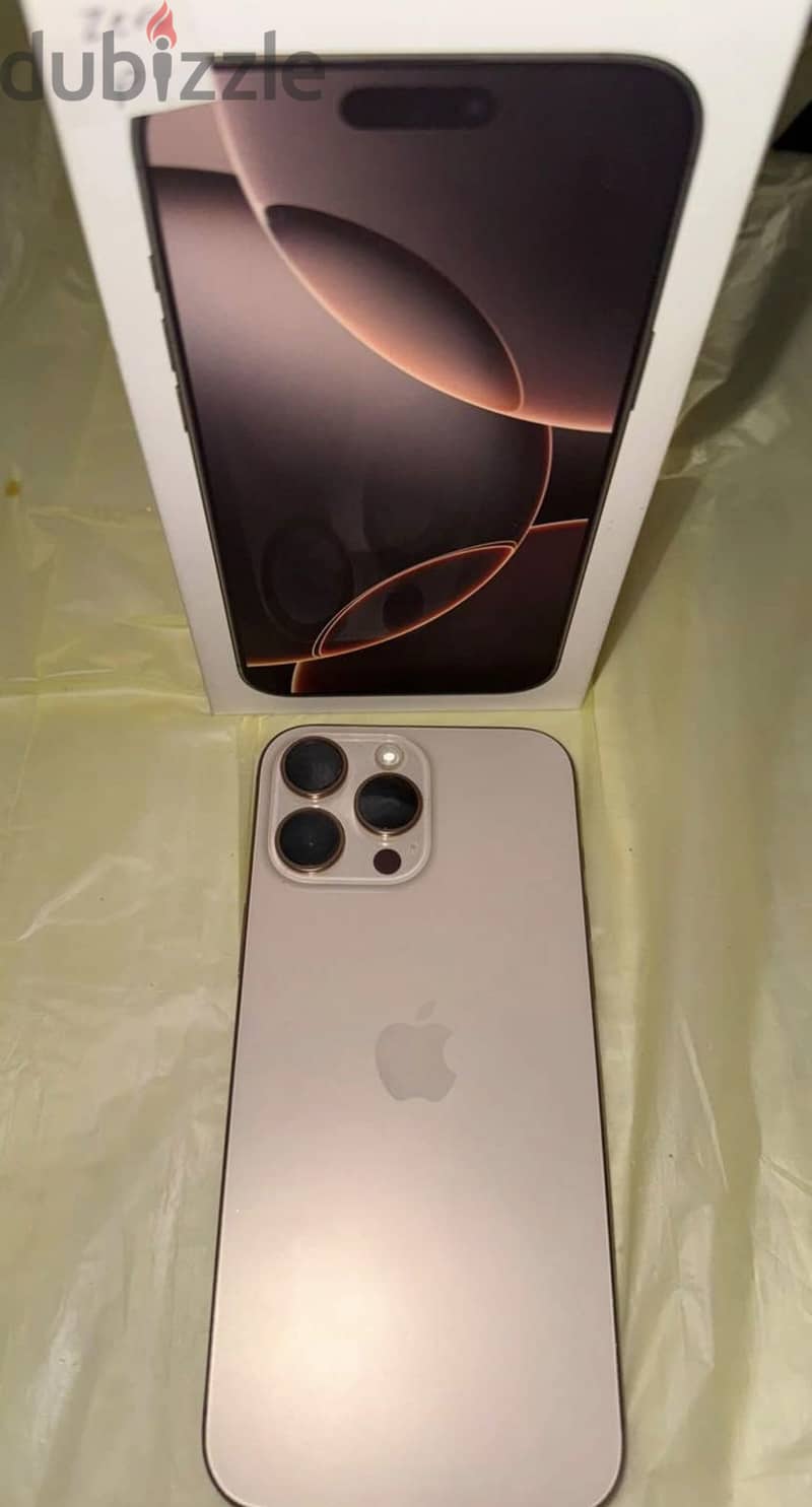 Apple - iPhone 16 Pro Max 2