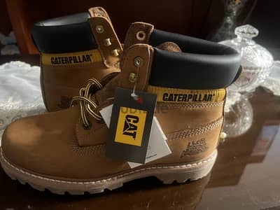 جزمة CAT Caterpillar Original جديدة بالتيكت