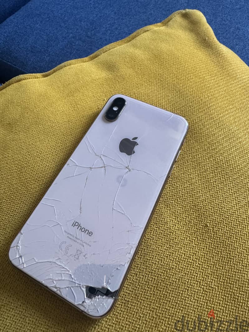 iPhone xs 3
