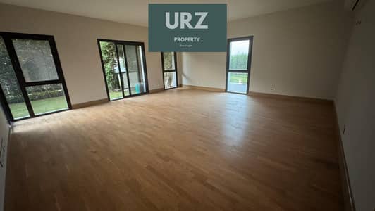 Join the Hyde Park family ! Apartment directly on 90th Street Central Park view prime location next to Z East minutes from Azar and Crescent Walk