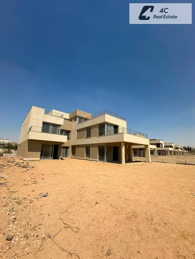 فيلا للبيع 607متر في افضل مكان في التجمع مشروع Palm Hills New Cairo