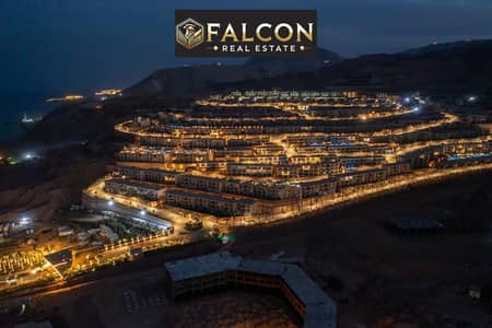 بمقدم400.000 شاليه كونر متشطب باطلاله مميزه بالمونت جلاله بقلب العين السخنه قسط il mont galala