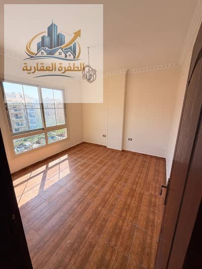 Cheapest apartment for rent in West Arabella, third floor, first residence at a special price of 190m
