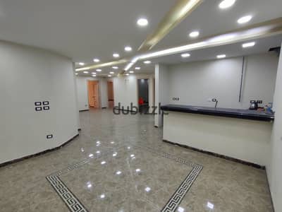 للايجار مركز اداري متعدد الاستخدامات التجاريه