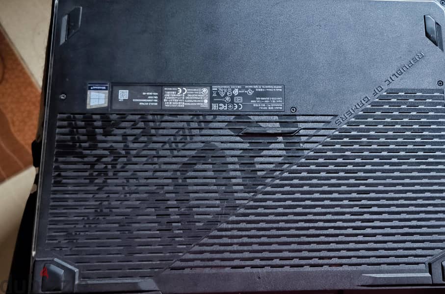 Asus ROG strix gl512li 3