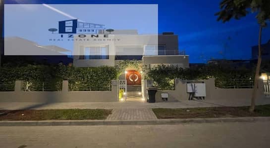 فيلا استاندالون مفروشة بالكامل للإيجار في بالم هيلز قطامية Palm Hills Katameya New Cairo 512 متر مباني و720 متر أرض 7 غرف نوم