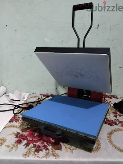 مكبس حراري  38×38 سم MAPE بحالة ممتازة