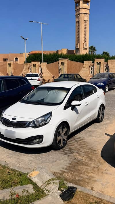 Kia Rio 2013 8/ كيا ريو 2013