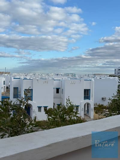 شقة جاردن للبيع في Mountain View Ras El Hikma | 132م + 97م حديقة خاصة | 3 غرف | مطبخ وتكييفات | موقع مميز بأفضل مشاريع الساحل الشمالي